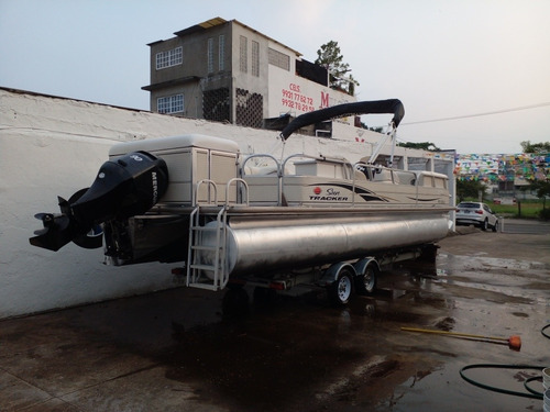 Pontoon 2006