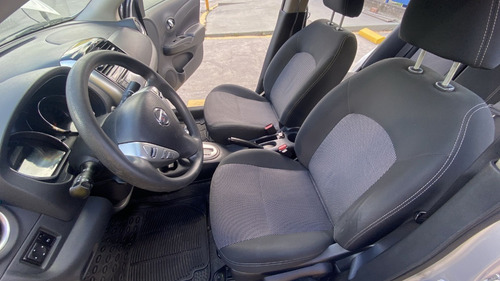 Imagen 10 de 21 de Nissan Versa