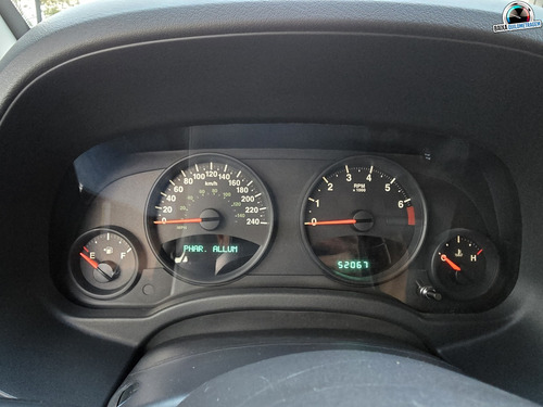 Jeep Compass 2.0 SPORT 4X2 16V GASOLINA 4P AUTOMÁTICO