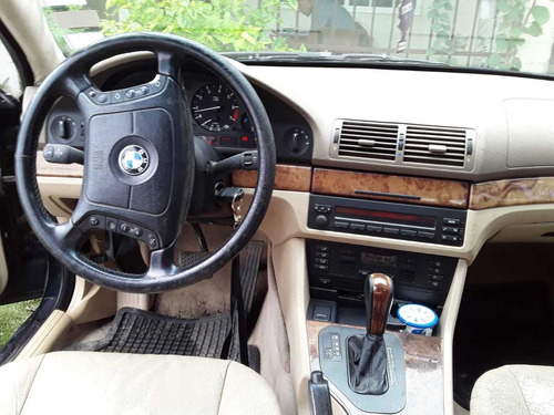 Imagen 3 de 15 de Bmw 528i