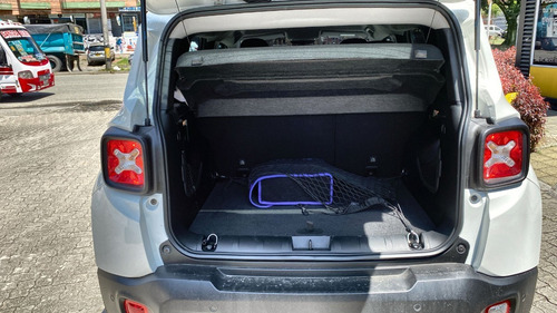 Imagen 16 de 17 de Jeep Renegade Sport Plus 2022