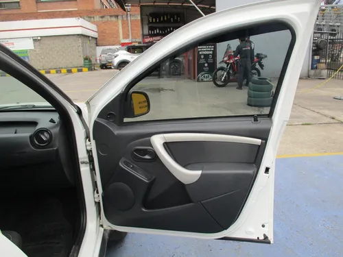 Renault Duster 4x2 1600cc Mt Aa