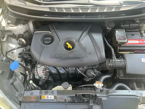 Hyundai Elantra 1.8 I35 Gl Mt