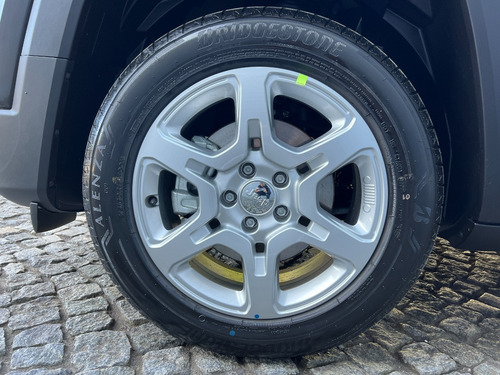 Imagen 8 de 14 de Jeep Renegade 2023 1.8 Sport At Plus