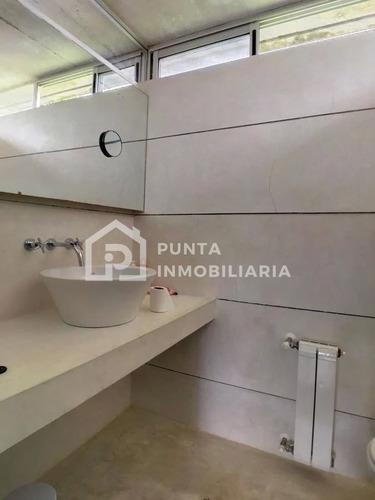 Imagen 22 de 30 de Venta Casa 4 Dormitorios Con Piscina En Parada 7, Playa Mansa +alquiler Temporal - Punta Del Este Mansa