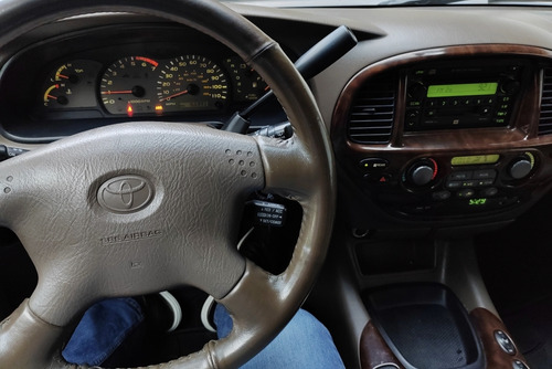 Toyota Sequoia Limited 4x2 2002