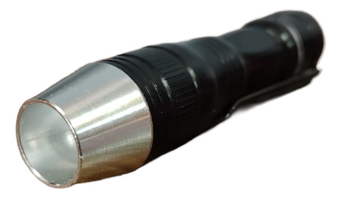 Linterna De Mano Recargable Flashlight Emergencia Senderismo Blanca Negro