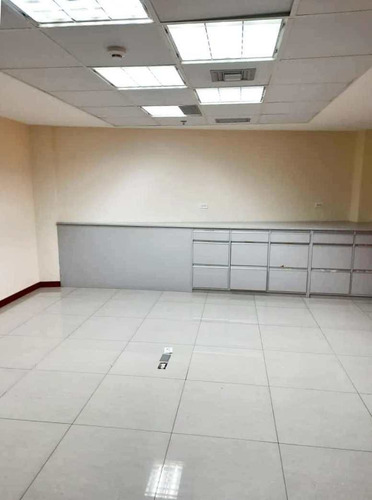 Imagen 24 de 29 de Moderna Oficina 237 M2 En City Market Bazar Gg