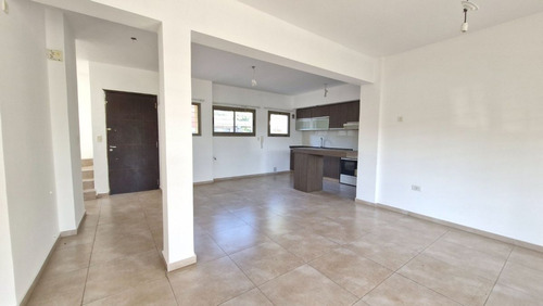 Venta Duplex Housing 3 Dormitorios Villa Warcalde