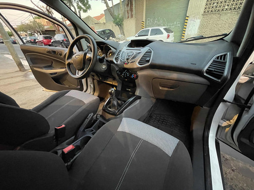 Imagen 6 de 25 de Ford Ecosport 2016 1.6 Se 110cv 4x2