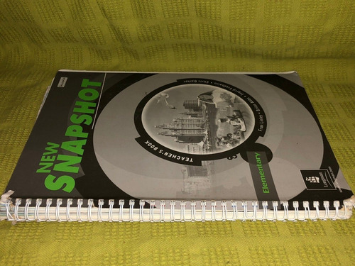 New Snapshot / Elementary / Teacher's Book - Longman (Usado)