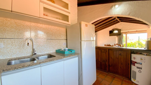 Venta De Departamento Y Cochera Con Bajada Al Mar