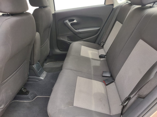 Imagen 11 de 14 de Volkswagen Vento Tdi 1.5 Mt