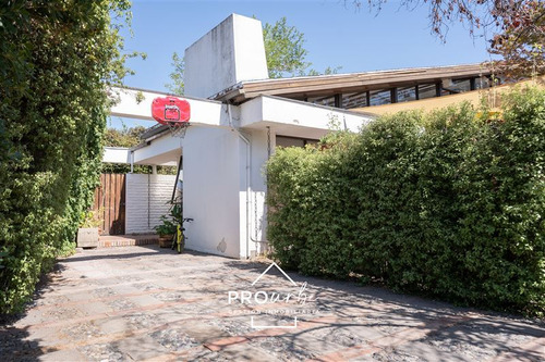 Casa En Venta En Las Condes