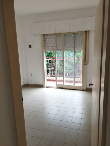 Venta Ph Con Dos Deptos + Patio - Williams Morris