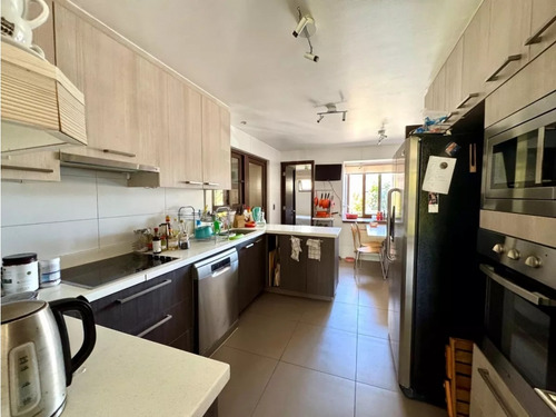 Casa En Las Condes/ S C De Apoquindo Condominio