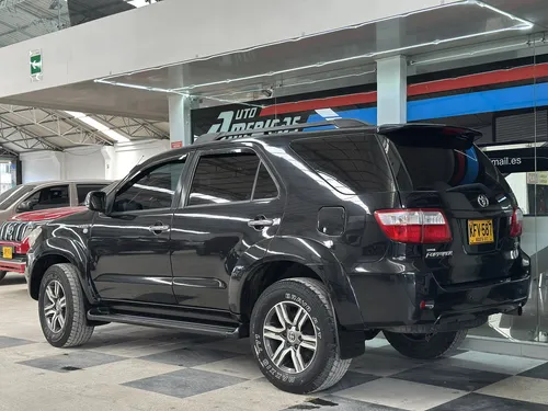 Toyota Fortuner 2.7l 4x2