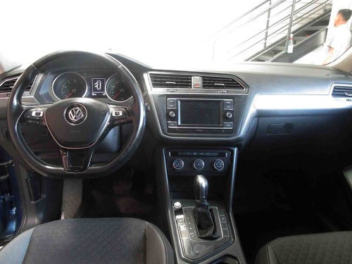 Imagen 6 de 12 de Vw Tiguan Trendline Plus Color Azul 2018