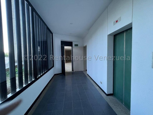 Imagen 2 de 30 de Lmgc Vende Espectacular Apartamento En Colinas De Valle Arriba Cod: 22-28404