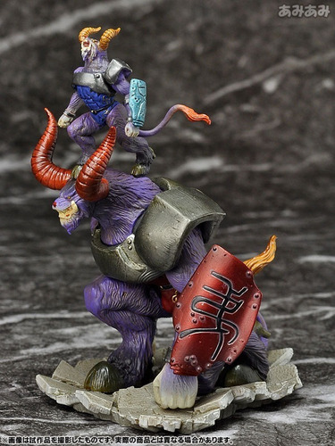 3 Action Figure Final Fantasy Summon Original Faço Por 399 (Usado)