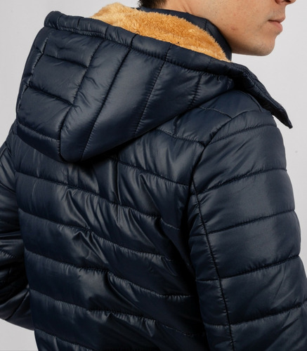 Imagen 4 de 10 de Campera Con Sistema De Calentador Usb