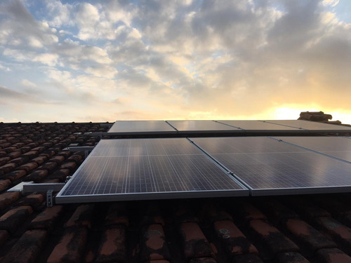 Imagem 3 de 3 de Orçamento Grátis É Na Js Info Solar