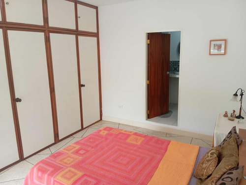 Se Alquila Anexo 120m2 Prados Del Este
