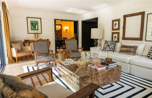 Departamento En Venta De 2 Dorm. En Las Condes