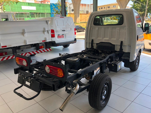Hyundai Hr Chassi 0km Branca
