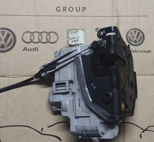 Cerradura Puerta Trasera Izquierdo Seat Leon 07 2008 (Usado)
