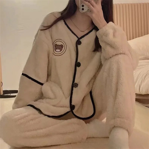 Bonito Conjunto De Pijama Bordado De Lana Coral Con Oso Para