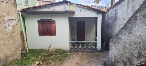 Casa Com 3 Quartos No Bairro Rosana