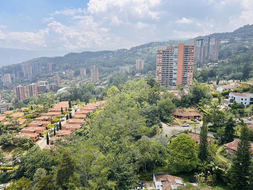 Apartamento En Venta El Poblado La Calera 