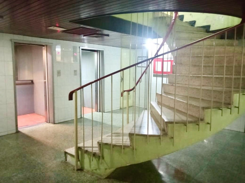 Imagen 4 de 14 de Excelente Apartamento Semi Amoblado En San José