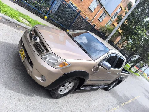 Toyota Hilux 2.7 Imv 4x2