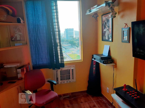 Apartamento À Venda - Centro, 2 Quartos, 48 - S893131932