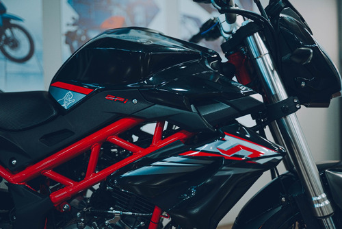 Benelli Tnt 150i Financia En 60 Cuotas Delcar Motos ®