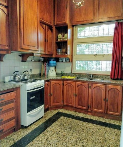 Imagen 9 de 27 de Casa En Venta En El Centro De Gualeguaychu