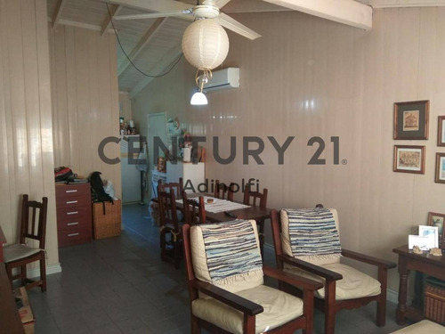 Imagen 6 de 12 de Calle 171 E/ 517 Y 518 - Casa En Venta - Melchor Romero