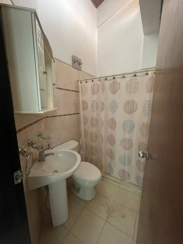 Inzitu Realtors Vende Casa En Venta En Urb. Parqueserino, San Diego Km