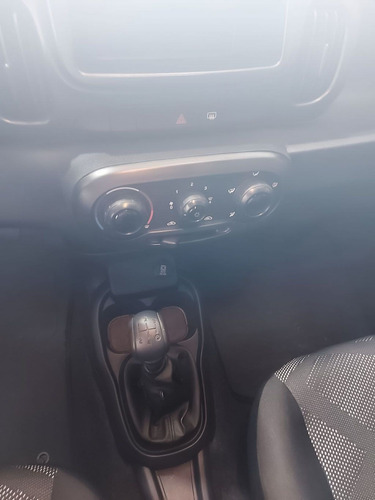 Imagem 6 de 14 de Fiat Mobi 1.0 8v Evo Like.