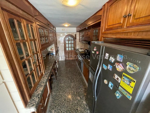 Hermoso Pent-house A La Venta En Montalban Iii #25-13788 Josmary Sanjuan