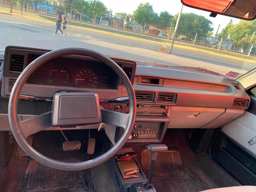 Chevrolet Nova-corolla Liftback