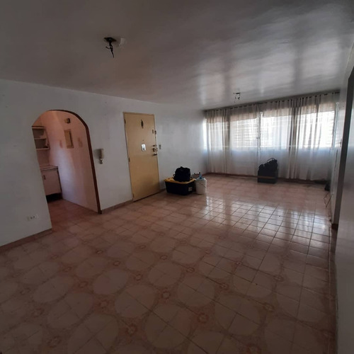 Imagen 12 de 14 de Apartamento Av Fuerzas Armadas Res Las Brisas Caracas