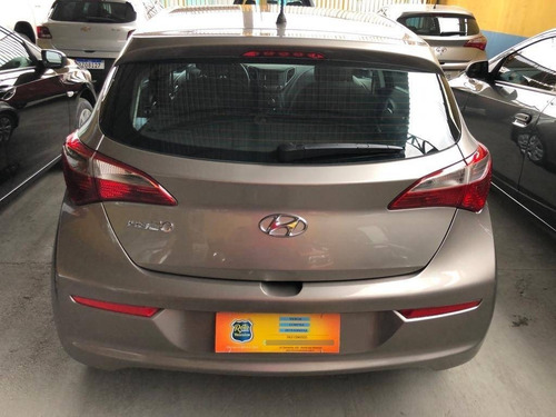 Imagem 6 de 13 de Hyundai Hb20 1.0 Comfort 12v Flex 4p Manual