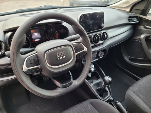 Imagen 4 de 16 de Fiat Cronos Drive My23