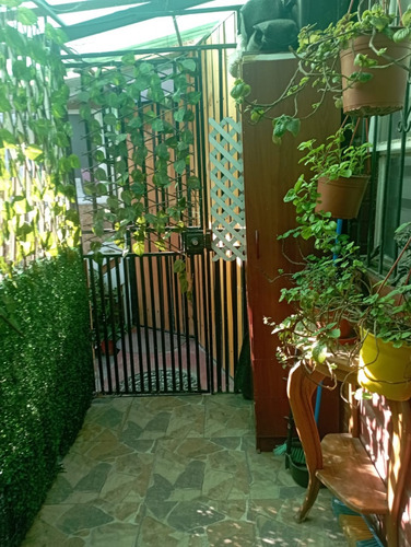 Departamento 3º Piso Excelente Conectividad.