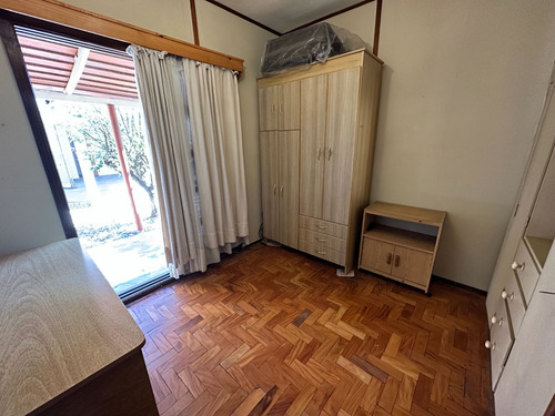 Casa En Venta 3 Dormitorios Y Barbacoa En Ciudad De La Costa Solymar