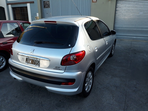 Peugeot 207 2011 1.4 Sedan Hdi Xs