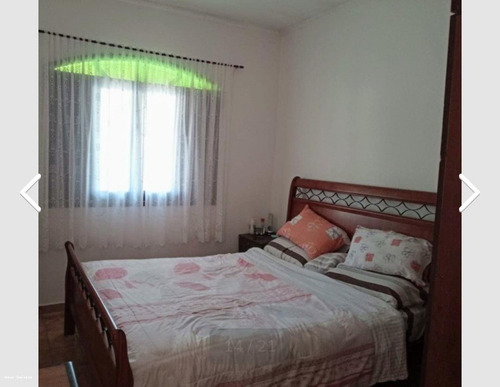 Imagem 10 de 12 de Casa Para Venda Em Itanhaém, Jardim Das Palmeiras, 3 Dormitórios, 1 Suíte, 2 Banheiros, 2 Vagas - It943_2-1241099